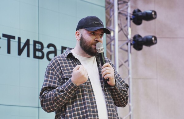 Почти две тысячи студентов московских колледжей представили идеи на фестивале дизайна «Просто»