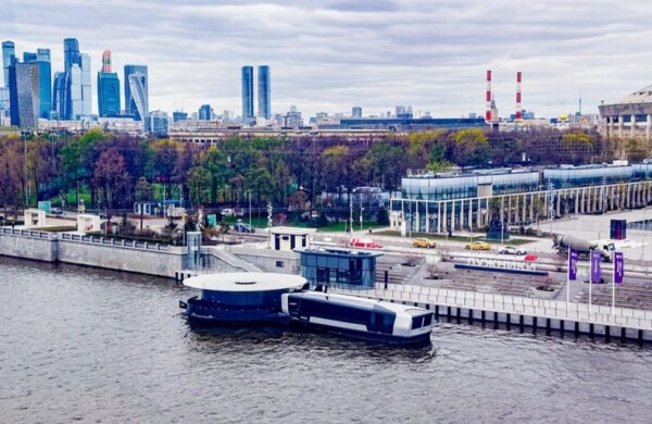 Четвертый маршрут речного электротранспорта заработал в Москве