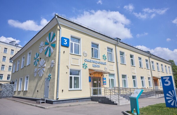 Более 17 тысяч человек прошли обучение профессиональной заботе в московском симуляционном центре