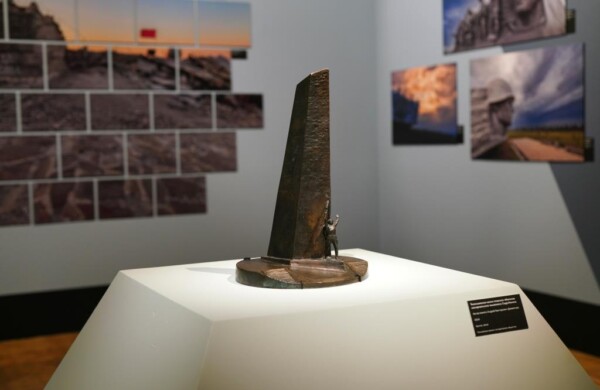 В столичном Музее архитектуры открылась выставка о мемориале «Саур-Могила»