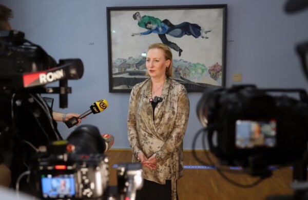 Шедевр Марка Шагала «Над городом» прибыл в Витебск из Третьяковской галереи
