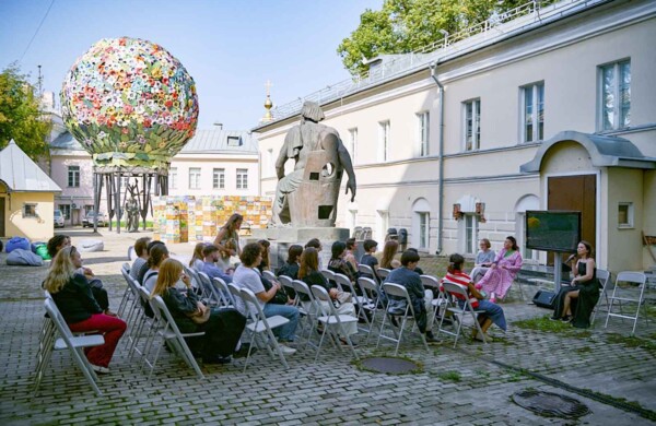 В ММОМА пройдет день открытых дверей школы современного искусства «Свободные мастерские»