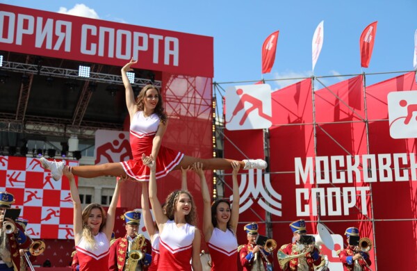«Лето в Москве»: в «Лужниках» пройдет фестиваль танцевальных видов спорта и чирлидинга
