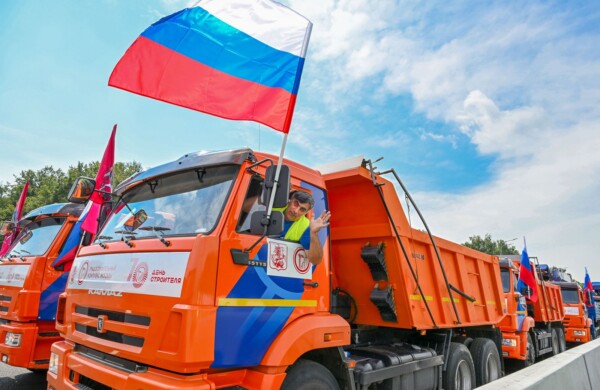 Сергей Собянин открыл новую эстакаду на шоссе Энтузиастов