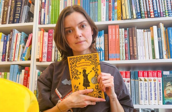 «Приключения в зоопарке» и «Летающий день». Книги для семейного чтения