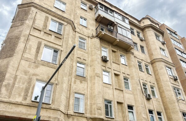 В центре столицы капитально отремонтируют жилой дом 1914 года постройки