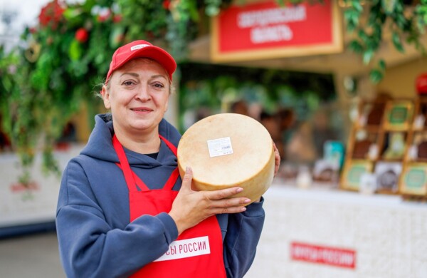 От традиционных угощений до региональных деликатесов: какие продукты предлагают на фестивале «Вкусы России»