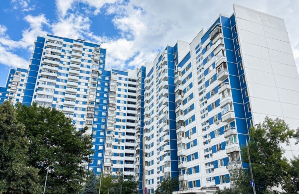В ЮАО капитально отремонтируют более 200 жилых домов