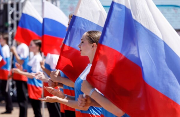 Более 250 мероприятий: Москва отметит День Государственного флага