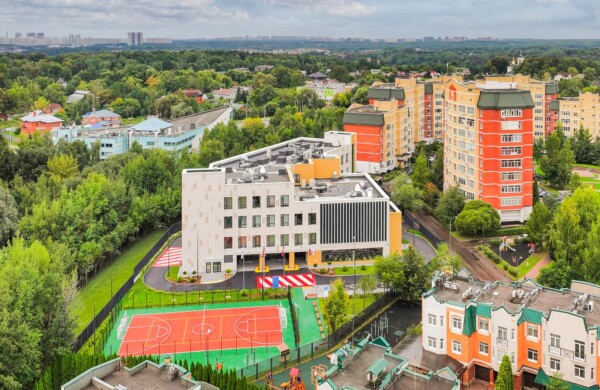 Два школьных корпуса на северо-западе столицы построили за счет средств городского бюджета