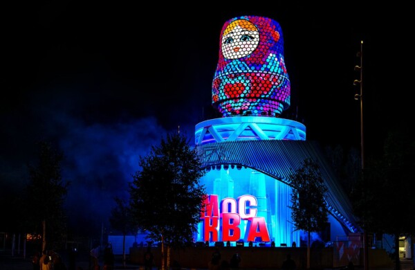 Свыше 900 показов и более 25 уникальных программ: «Матрешка Москвы» отмечает первый год работы