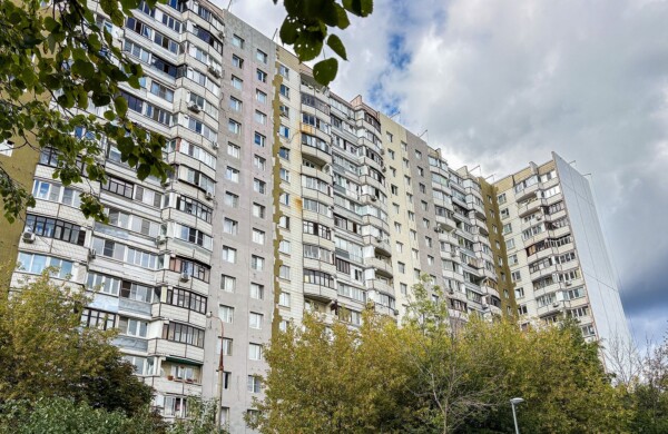 В Нагатино-Садовниках проходит капремонт пяти домов по современной технологии