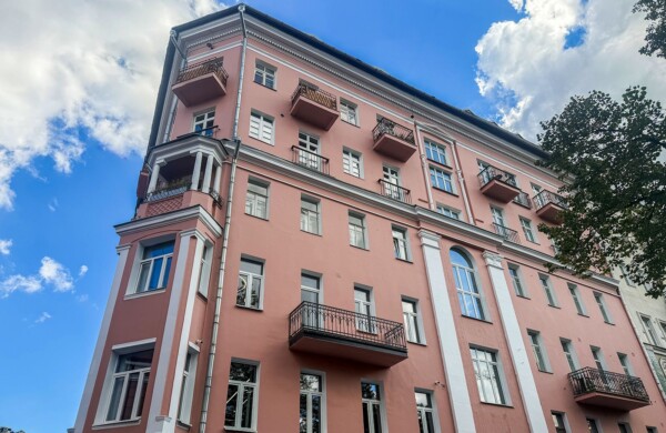 В Москве капитально ремонтируют три дома в стиле неоклассицизма