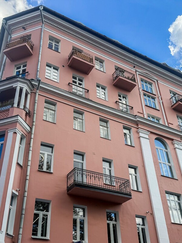 В Москве капитально ремонтируют три дома в стиле неоклассицизма