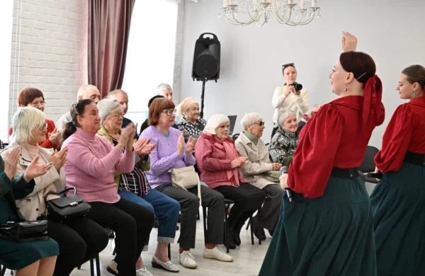 Свыше трех тысяч человек стали участниками акций ко Дню пожилого человека