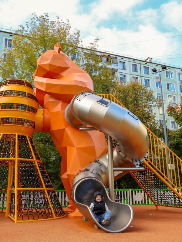 Сергей Собянин: В Москве создают новые игровые и развивающие площадки для детей