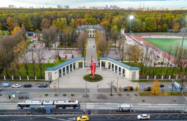 Собянин: Территория около шоссе Энтузиастов стала комфортнее и современнее