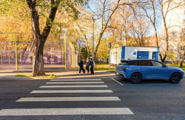 Специалисты завершили благоустройство 4-го Красносельского переулка