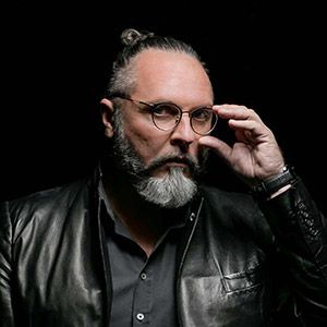 Шекспир и Толстой как современные собеседники: идем на культовые спектакли театра «Модерн» с «Мосбилетом»
